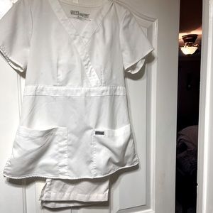 Size small white Greys Anatomy scrub set. Worn 1x!